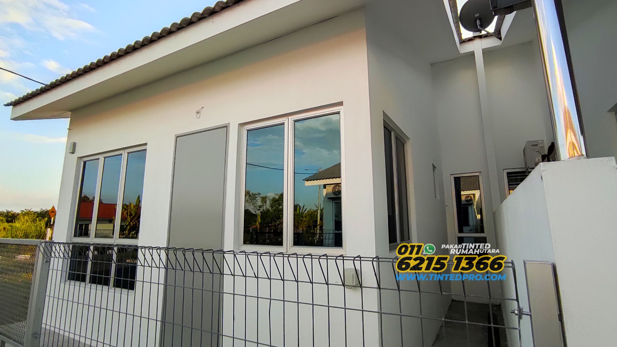 Tinted rumah Taman Anggerik, Parit Buntar, Perak
