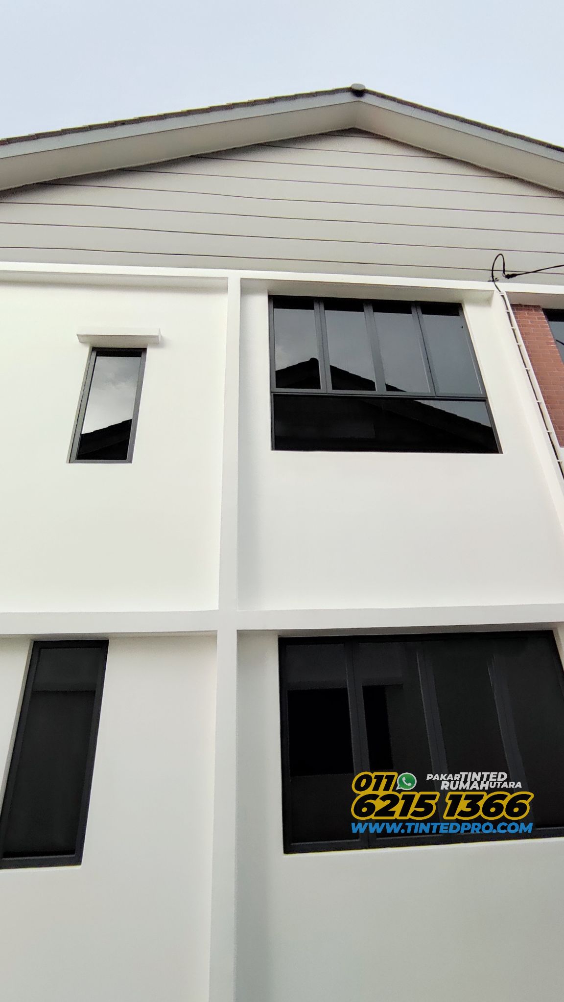 Photo 1698192561127
