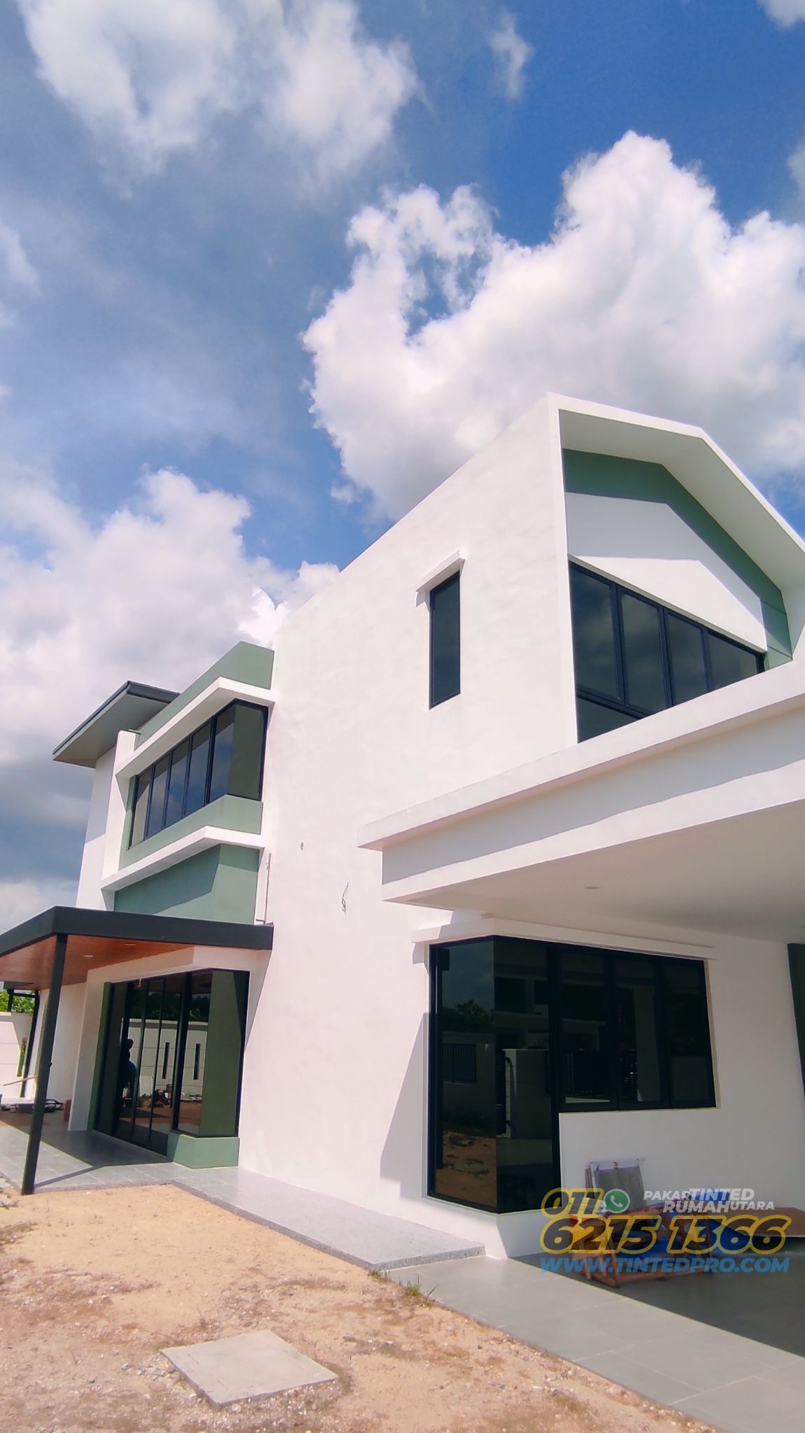 Pemasangan tinted rumah di Sierra Bukit Banyan, Sungai Petani, Kedah.